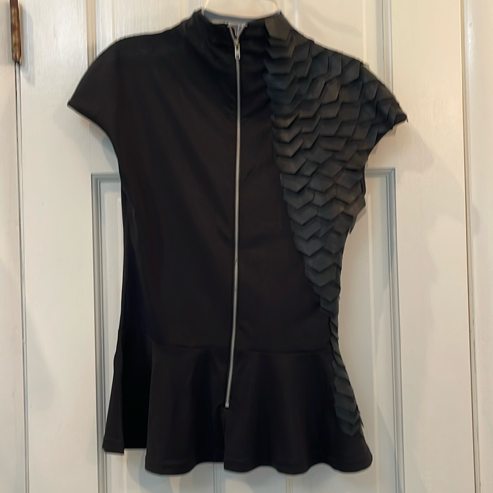 New top new zip up in the front w/embellishments on one side w/a peplum bottom